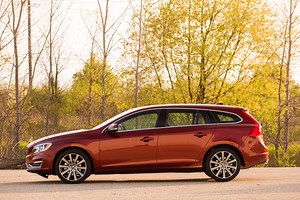 2015 Volvo V60 T5 - Four Seasons Introduction - Automobile Magazine