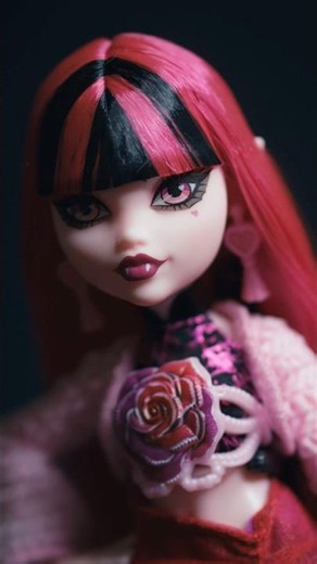 Unboxing: Skulltimate Secrets Gore-geous Oasis Draculaura #monsterhigh