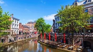 2K views · 89 reactions | Queen Wilhelmina and the Munkaczer Rebbe A royal encounter and the importance of gratitude. | aish.com | Facebook