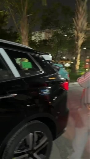 🚘 Ô TÔ NHẬP KHẨU GIÁ RẺ 🇻🇳 - Ford Everest: 260 - 300 Triệu - Ford Ranger: 200 - 260 Triệu - Ford Raptor: 300 Triệu - Ford Explorer: 400 Triệu - Ford Transit: 270 - 290 Triệu - Ford Territory: 230 - 250 Triệu - Hyundai Tucson: 220 - 250 Triệu - Hyundai Santafe: 240 - 280 Triệu - Toyota Fortuner: 250 - 290 Triệu - KIA Sorento: 270 - 300 Triệu - KIA Carnival: 280 - 320 Triệu - Toyota Corolla Cross: 240 - 250 Triệu - Toyota Camry: 270 - 290 Triệu - Honda CRV: 240 - 270 Triệu - Honda HRV: 220 - 24