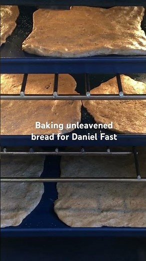 Baking unleavened bread for Daniel Fast #wfpbvegan #danielfast