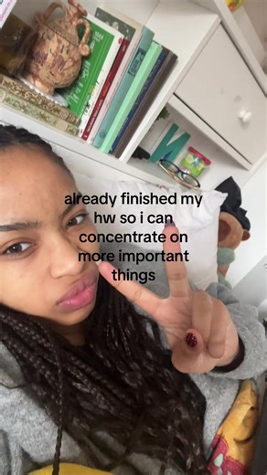 Vidéos de nao (@user250519202) au sujet de Doing Homework