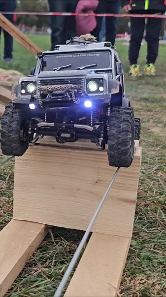 I love this course, my friend has put lot of effort in it! Great job! FULL VIDEO ON MY YOUTUBE CHANNEL 😃 . . . .#traxxas #trx4m #rc #rccar #rccars #traxxasdefender #trx4mdefender #rccrawler #rccrawlers #rccrawling #rccrawlertr #crawlerpark #rcevent #rcevents #crawler #crawlerrc #4x4 #4x4offroad #offroad #offroad4x4 #offroading #hobby #rchobby #injora #rcscale #scalerc #rctruck #rctrucks