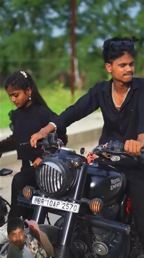 aaj ka sabse viral video #instapic #ekmotahathighumechala #reels #funny #trending #comedy #newreel