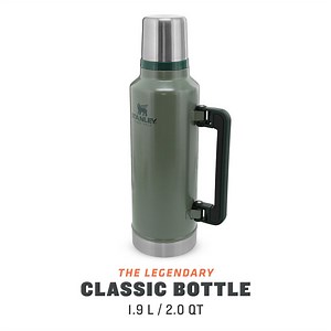 Classic Legendary Insulated Bottle | 1.9 L | Stanley