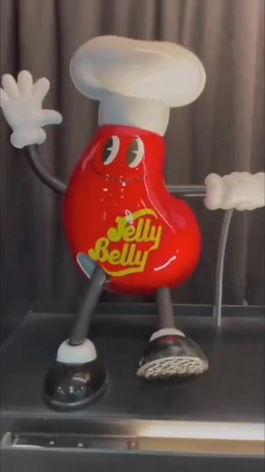 Where art and candy collide! 🍬🖼️ The Jelly Belly Factory, located in Visit Fairfield, California, is a delightful attraction for candy enthusiasts. It offers a fascinating and interactive experience, allowing visitors to discover the art and science behind the creation of these famous jelly beans. 📸 @visitfairfieldca on ig #VisitCalifornia #JellyBean #JellyBeanFactory #Family #FamilyAdventures #KidFriendly | Visit California