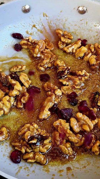 ROASTED CABBAGE SALAD WITH ORANGE-MAPLE-WALNUT-GOAT CHEESE CRUMBLE!