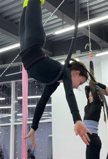 Mastering Aerial Hoop Tricks for Beginners