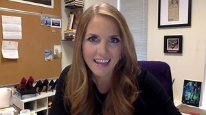 5K views · 323 reactions | The Daily JLee! Busiest bridge in the world, world series mascots with questionable fashion & a super special worth-it-to-read: bit.ly/2cONp1o | Jenna Lee | Facebook