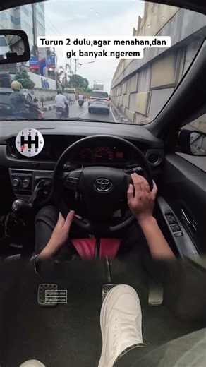Engine brake #learntodrive #beginnerdriver #tutorial
