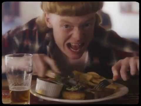 The Chats - Pub Feed (official video)