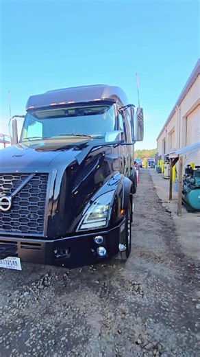 Fontaine Magnitude 55MX Extendable Lowboy Trailer Overview