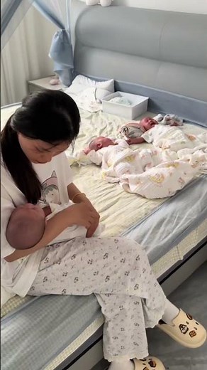 Taking Care of Quadruplets Is Truly a Family Team Effort ❤️ #quadruplets #familycare #familybond