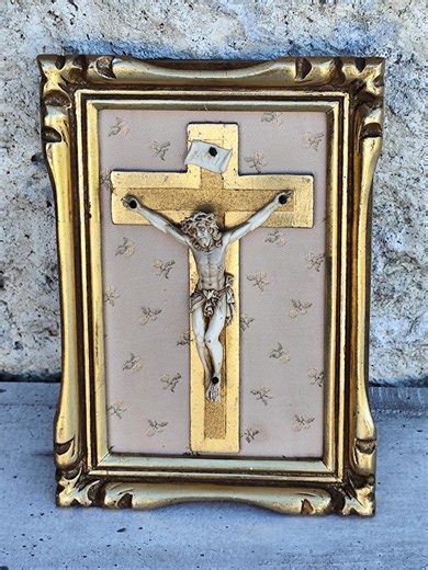Vintage Framed Crucifix – Antique Religious Art – Christ in Relief - Etsy