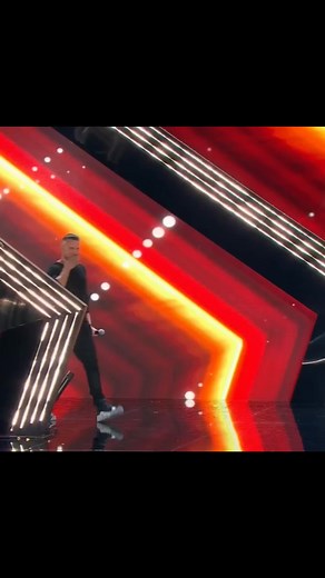 Daniel Powter Performs "Bad Day" on the CGT Stage | Americas Got Talent 2025 #agt #agt2024 #agt2025 | Your Favourite