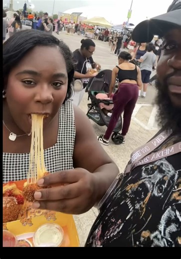 The LARGEST food festival is coming back to Houston! Get ready to feast and shop from over 250 vendors, play fun games with friends and family, and enjoy live entertainment! Don’t miss out on the fun and get your tickets now! April 10-12, 2026 NRG Park Fri: 3-10pm | Sat & Sun: 1-10pm Tickets only sold online (link in bio on @FoodieLand Texas Additional note: children 5 and under get in for free!