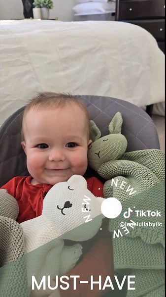 Comfort is the gentle embrace every little one deserves. 🌙✨ Meet the Luna Lullaby Snuggle Lovie Bunny and Bear in a soothing Light Olive shade! 🌿 These adorable companions are made for cuddles, beautifully crafted to stimulate your child's senses with their soft texture and charming design. Perfect for nap time, playtime, or anytime your child needs a little extra love, these snuggly friends are sure to become their favorite go-to. 🐰🤗 Let your child experience a world of warmth and comfort a