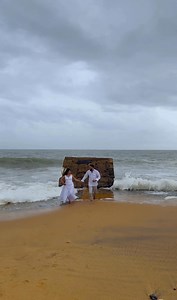 109K views · 3.4K reactions | අවදානම් වැඩ ඉතිම් 凉 #wedding #preshoot #PreshootMoments #photography #preshoot #beachvibes #srilanka #tranding #fypageシ #viralvideochallenge | Niro D Crazz Photography | Facebook