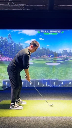 Golf sim dart 🎯⛳️ #golf #golfsimulator #tglgolf #golfswing #golfskill