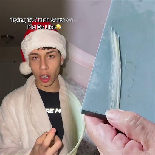 How To Catch Santa😂