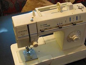 Singer Merritt Model 4525 Free Arm Sewing Machine