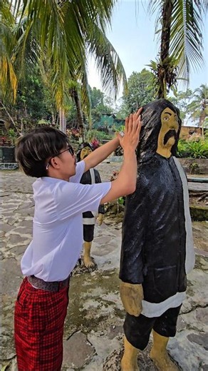 ade bisa gerakin patung gays #trendingshorts