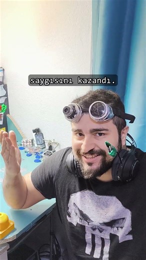 @HurdahanBozan Kendine bir saat yapmış, bize de tebrik etmek düşer. ellerine sağlık!