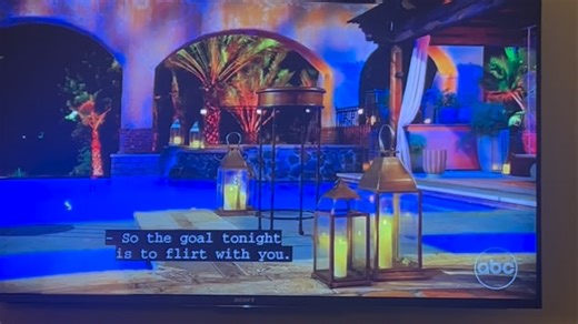 TELL THE TRUTH TUESDAY! Robin is not a Rules Girl! Flirting ruins the chase and telling a guy you’re flirting with him is even worse. No wonder she was eliminated from @thegoldenbach. She also told @melowens58 that other contestants had bad motives! Not classy! What do you think ? | The Rules Book