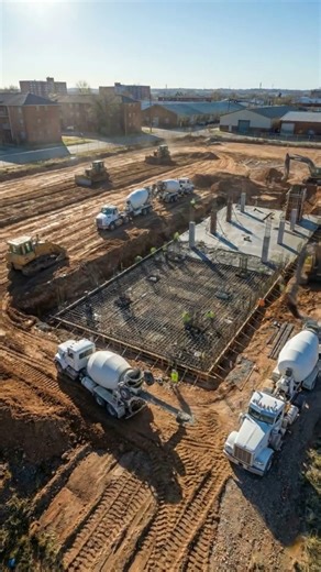 INSANE SKYSCRAPER CONSTRUCTION