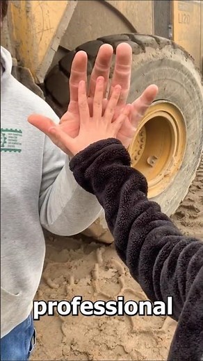 "The Man With The World's Biggest Arms: Jeff Dabe!"