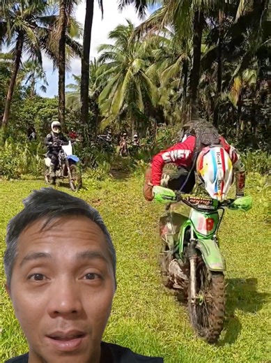 WAG MONG ismolin ang mga small or short obstacles kundi SISIPAIN KA NYAN!🙈😂😭 Shout out sa Hagibis Adventure Quezon Province. #coachsamtamayopov 🎥 Melo Manzano Coach Sam Tamayo's credentials: 2024- present: Accredited Supermotocross(SMX) International Moto Journalist representing MxMessiah. Motorcycle Offroad Racing Career Highlights: -2002: 🥇🥇🥇 3 division National Motocross Champion, 2002 WG&A National Motocross organized by Hartebeest Entertainment. -2005: 🥇4- hour Endurocross Pro Class