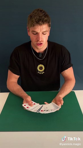 Yannick (@yannick.magic) - Learn the Perfect Easy Card Trick Tutorial