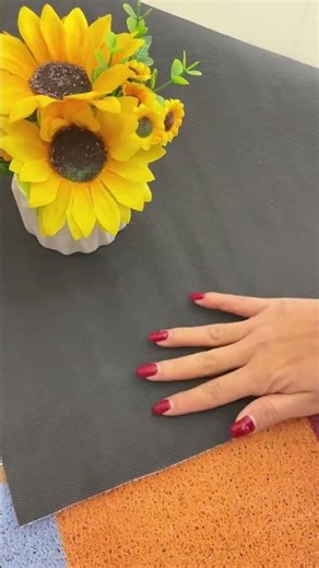 This washable, wipeable doormat solves this problem! It quickly absorbs mud and moisture from shoe