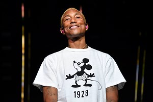 Pharrell Williams Shows Off Infinity-Stone Inspired Grills - | BET Soul Train Awards