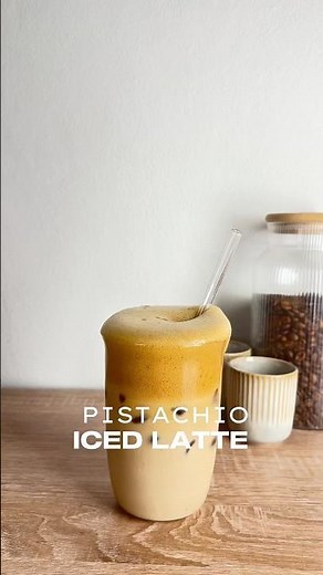 Pistachio Iced Latte Recipe 💚☕ #icedlatte #coffee #satisfying #homecoffee #viral #asmr