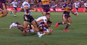 Gillett finishes a Broncos special
