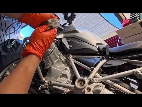 BMW R1200GS Camshaft Position Sensor Replacement