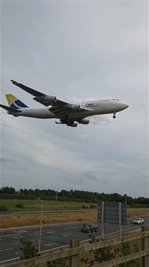 Boeing 747-400F G-ONEE operated by One Air landing on East Midlands Airport runway 27