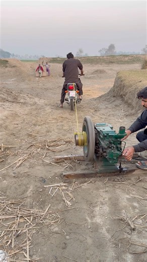 mini engine start small tyre stunt dangerous 😱😱