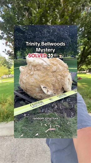 #ad The great Toronto mystery has been solved and the mysterious structure that popped up at Trinity Bellwood has been revealed- It turns out Kellogg’s® Raisin Bran Crunch cereal was behind it all to celebrate its launch in Canada. Pick up a box today and try the oat cluster crunch for yourself. #ad #kelloggsraisinbrancrunch #unknownobjectintrinitybellwoods #torontofood #Torontothingstodo #cereal #breakfastcereal #torontopopup #torontolife #KelloggsRaisinBranCrunchPartner