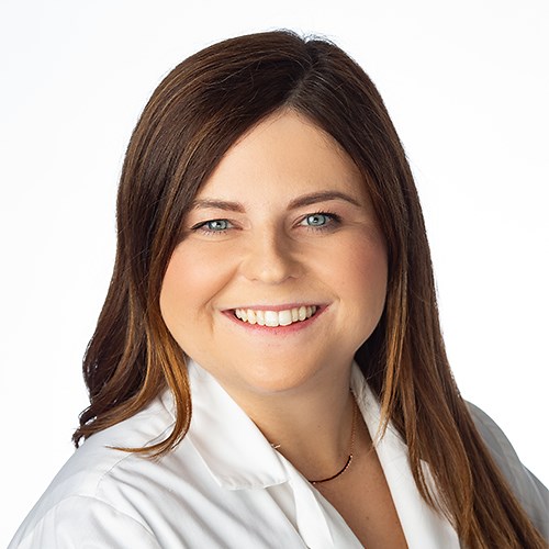 Monika Kaniszewska, MD, FAAD | Polish Female Dermatologist Near Me