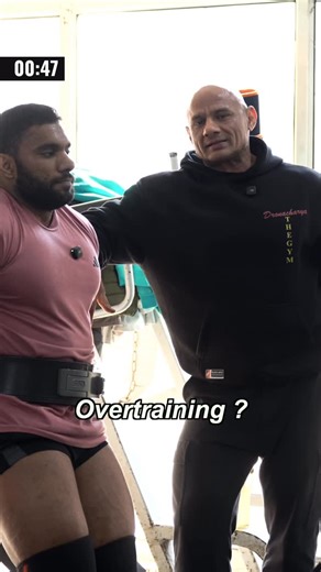 Mukesh Gahlot, Mob:09810429016 on Instagram: "Overtraining ? Most of the people in gym, complaining overtraining, never get overtrained. Instead of thinking overtraining they must precisely notice their recovery system, i mean to say nutrition, sleep & hydration, where they actually lacks. Match your training intensity with @himanshusharmabeast & rethink about overtraining. #thegym #dronacharyathegym #ﬁtness #bodybuilding #workout #training #overtraining #recovery #nutrition #sleep #hydration #r