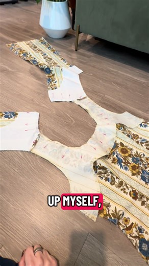 Creating a 1960s Wallpaper Dress