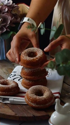 Easy Spiced Banana Bread Doughnuts 🍩 #baking #recipe #dessert #doughnut #bananabread