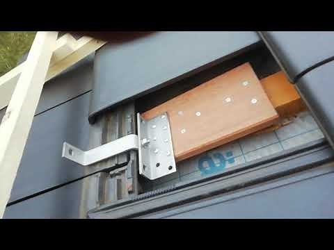 Dachhakenmontage für Photovoltaikanlage