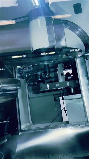 6_axis_vmc_machine_operating #cnc #machine #trending #youtubeshorts
