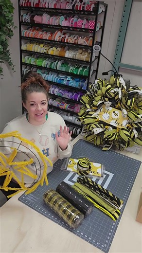 wreath Kits available at TheSouthernOwls #diy #wreathmaker #howto #tutorial #crafty #wreath