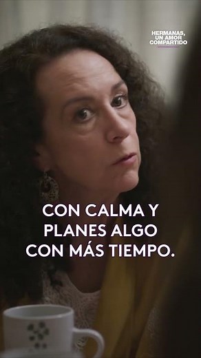 Rebeca won't give up until she gets her daughter back. #unnovelas #HermanasUnAmorCompartido