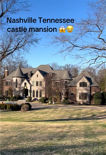 This is a castle mansion right out of a movie. This is insane. This is located in Nashville, Tennessee. Would you live in this beautiful mansion?! Nashville, Tennessee Castle mansion! ##castle##mansion##tennessee##millionairelifestyle##luxurylifewould you live here?!!!!!! 😱😱😱😱😱😱🤭