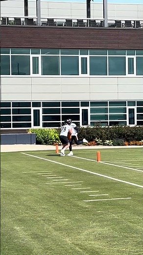 Bears’ Darnell Wright avoids injury scare